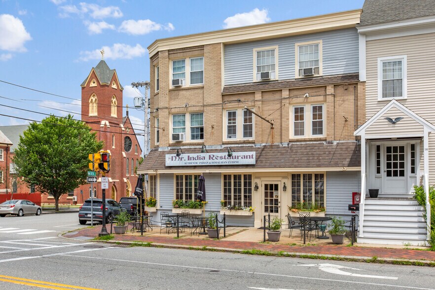 140 High St, Newburyport, MA à vendre - Photo de l’immeuble – Image 2 sur 8