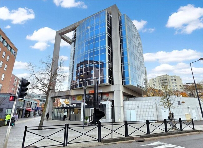 Plus de détails pour Bureau à vendre