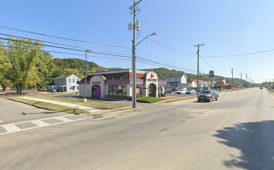 763 Chestnut St, Nelsonville, OH à louer - Photo de l’immeuble – Image 2 sur 9