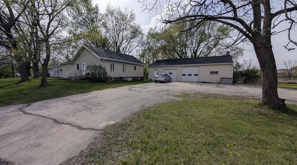 1251 Maloney Rd, Kaukauna, WI à vendre - Photo principale – Image 1 sur 9