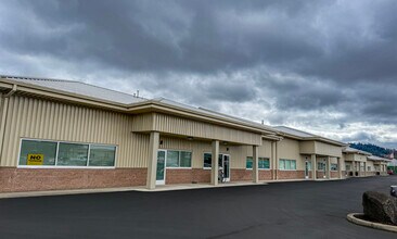 1265 S Bertelsen Rd, Eugene, OR à louer Photo intérieure– Image 1 sur 2