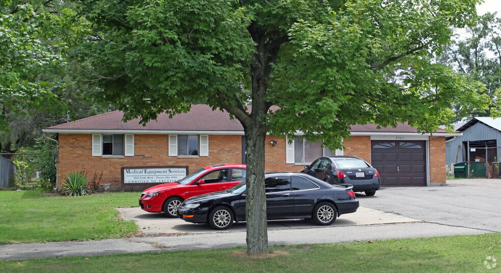 2524 Nordic Rd, Dayton, OH à vendre - Photo de l’immeuble – Image 2 sur 64