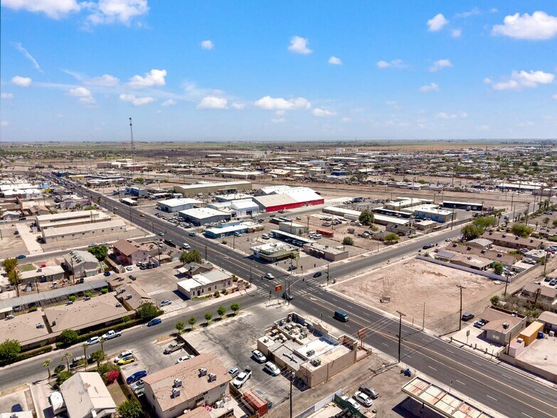 497 S 4th St, El Centro, CA à louer - Photo de l’immeuble – Image 3 sur 5