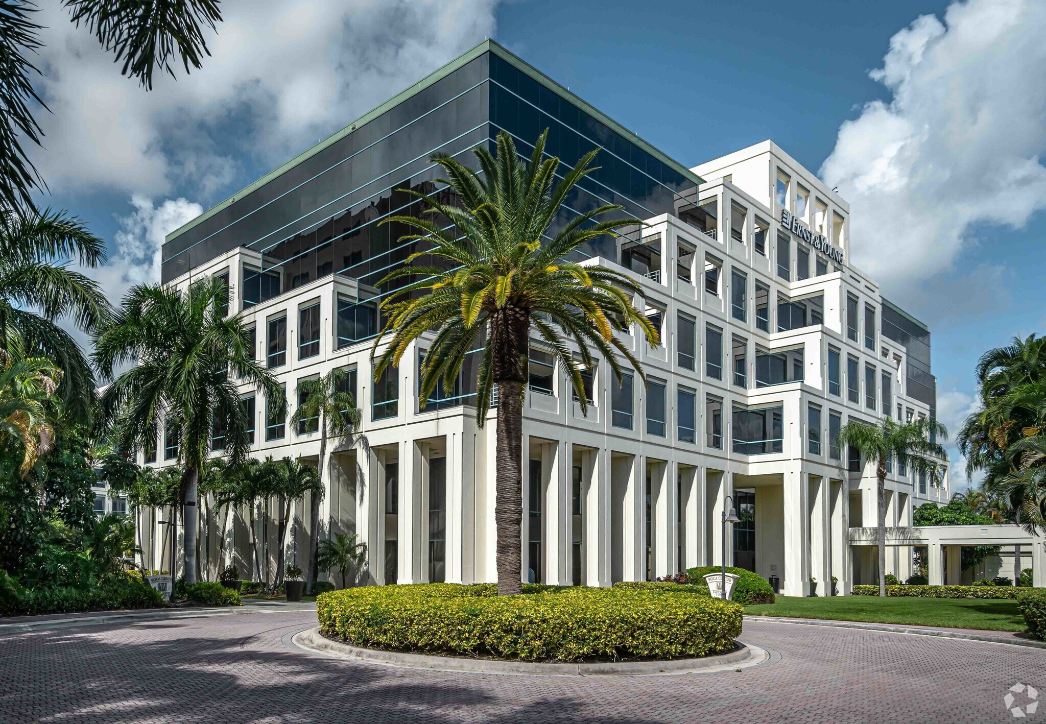 5100 Town Center Cir, Boca Raton, FL à louer Photo de l’immeuble– Image 1 sur 14