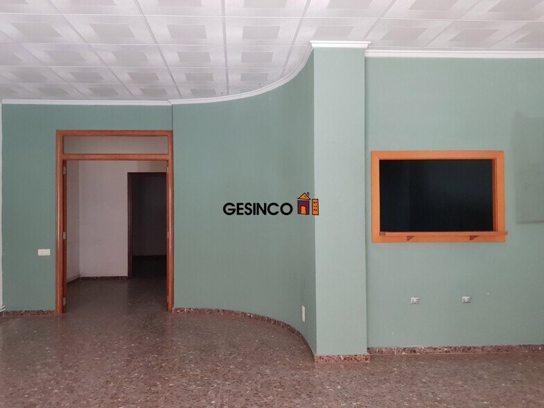 Local commercial dans Ontinyent, Valencia à louer - Photo de l’immeuble – Image 2 sur 10