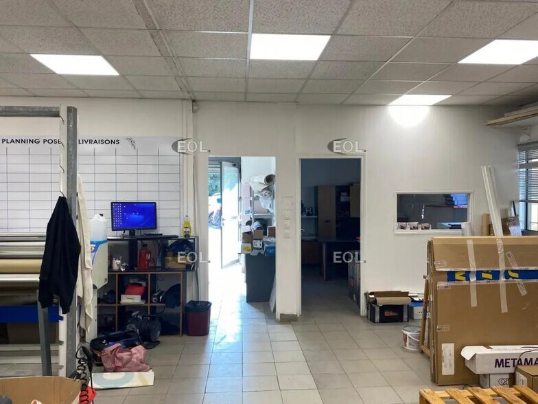 Local d’activités dans Marseille à louer - Photo intérieure – Image 3 sur 4