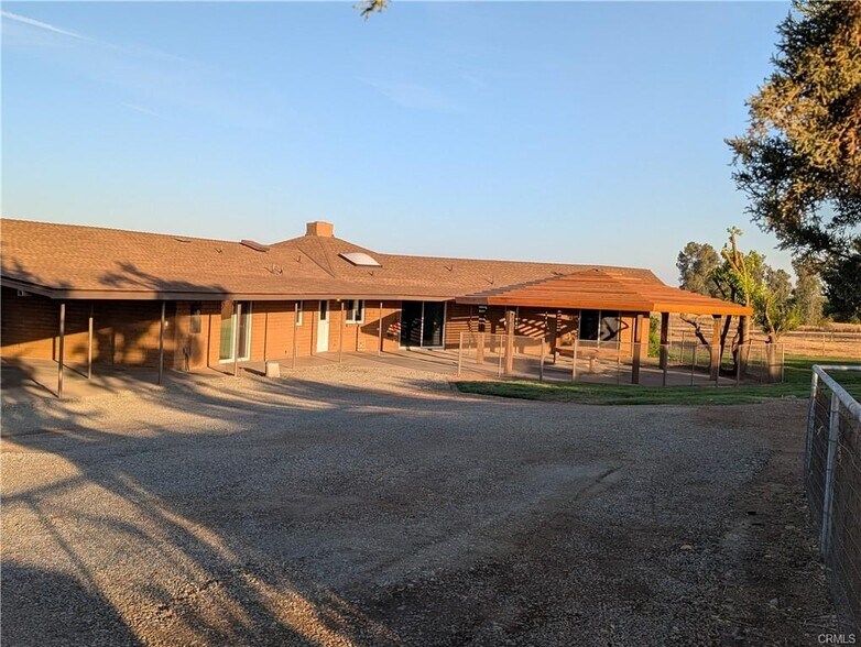 4240 Los Olivos Rd, Merced, CA à vendre - Photo de l’immeuble – Image 3 sur 27