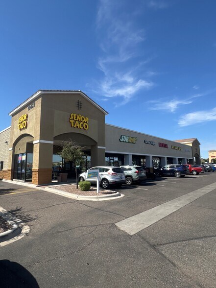 19423 N R H Johnson Blvd, Sun City West, AZ à louer - Photo de l’immeuble – Image 2 sur 5