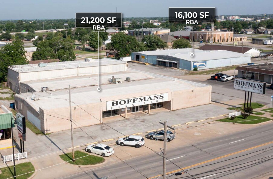 Warehouse & Showrooom - Moore, OK portefeuille de 2 biens à vendre sur LoopNet.fr Photo principale– Image 1 sur 3