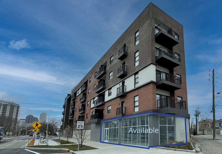 918 Fort Wayne Ave, Indianapolis, IN à louer - Photo de l’immeuble – Image 2 sur 4