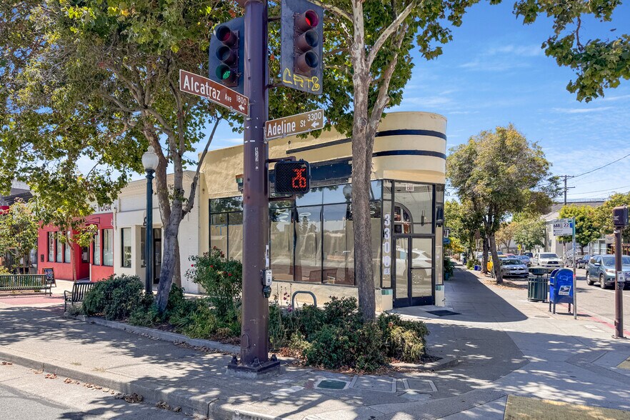 3300 Adeline St, Berkeley, CA à louer - Photo de l’immeuble – Image 3 sur 26