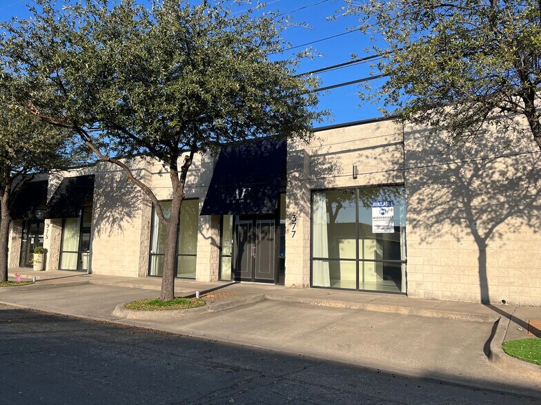 1201 Slocum St, Dallas, TX à vendre - Photo de l’immeuble – Image 2 sur 2