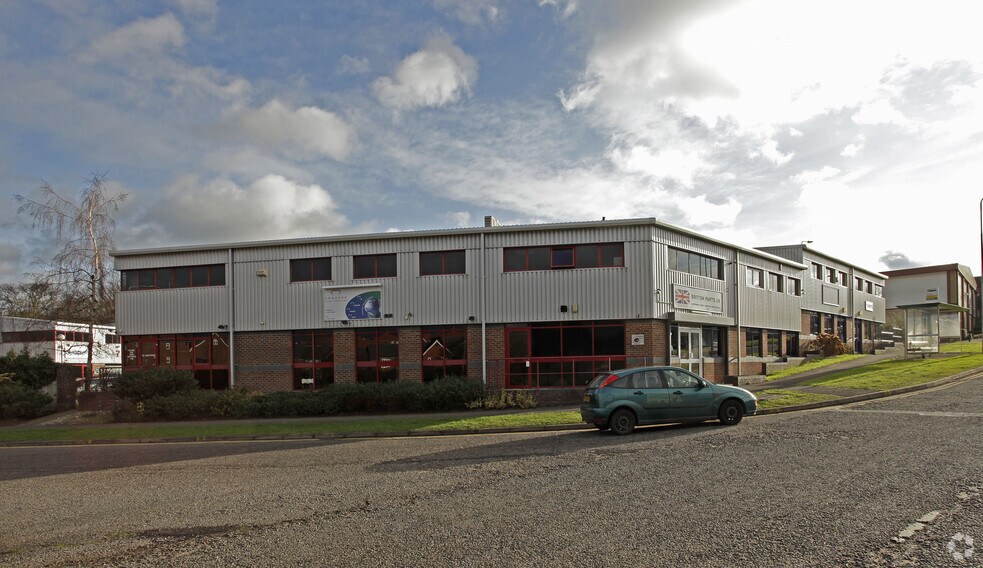 1-4 Wedgwood Ct, Stevenage à louer - Photo de l’immeuble – Image 1 sur 8