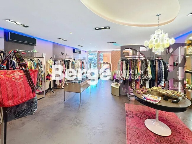 Plus de détails pour Local commercial à louer