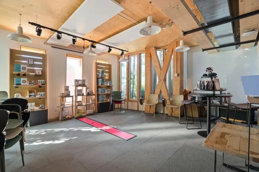 11 Rue Des Étangs Gobert, Versailles à louer - Photo de l’immeuble – Image 2 sur 7