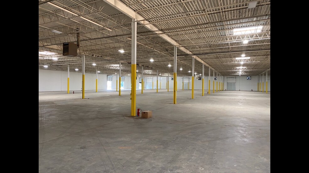 2211 Lithonia Industrial Blvd, Lithonia, GA à louer - Photo de l’immeuble – Image 2 sur 11