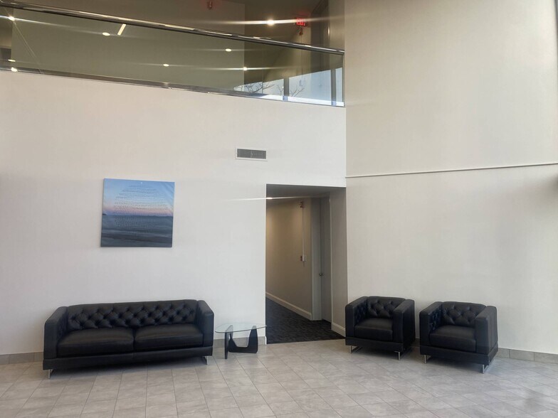 311 Plus Park Blvd, Nashville, TN à louer - Hall d’entrée – Image 3 sur 18