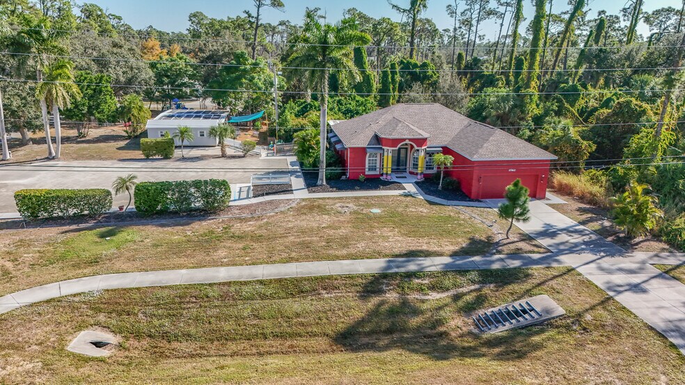 17162 Toledo Blade Blvd, Port Charlotte, FL à vendre - Photo de l’immeuble – Image 2 sur 68