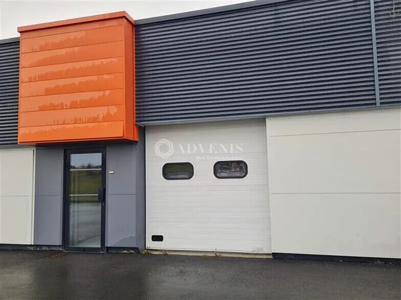 Local d’activités dans Lamballe-Armor à louer - Photo de l’immeuble – Image 3 sur 4