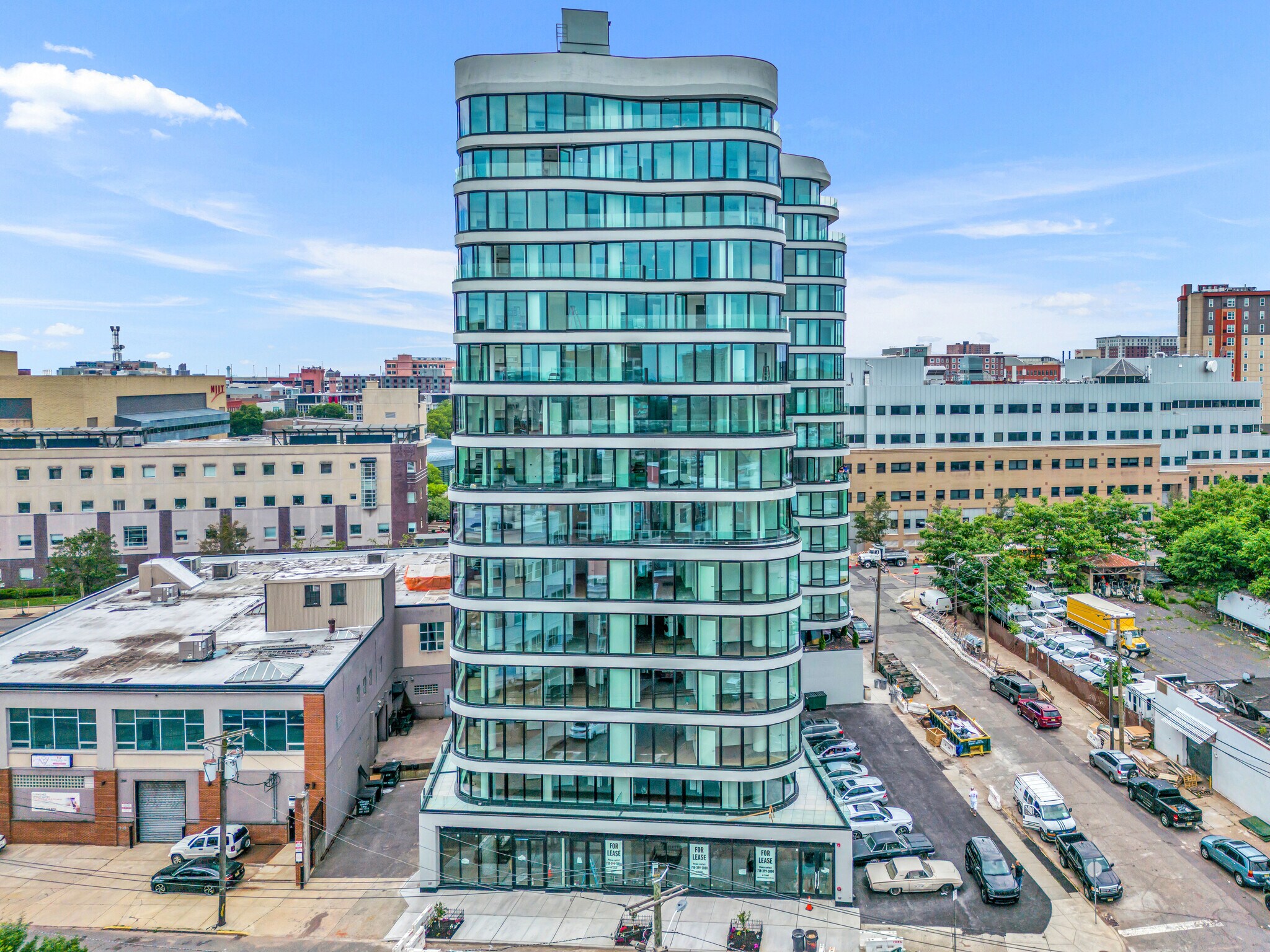 50-54 Sussex Ave, Newark, NJ à louer Photo de l’immeuble– Image 1 sur 11