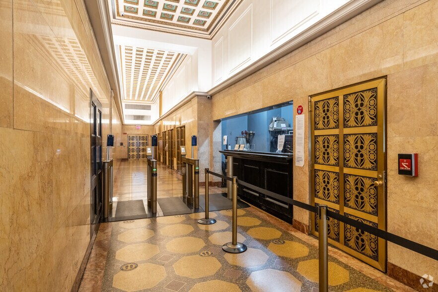 401 Broadway, New York, NY à louer - Hall d’entrée – Image 3 sur 19