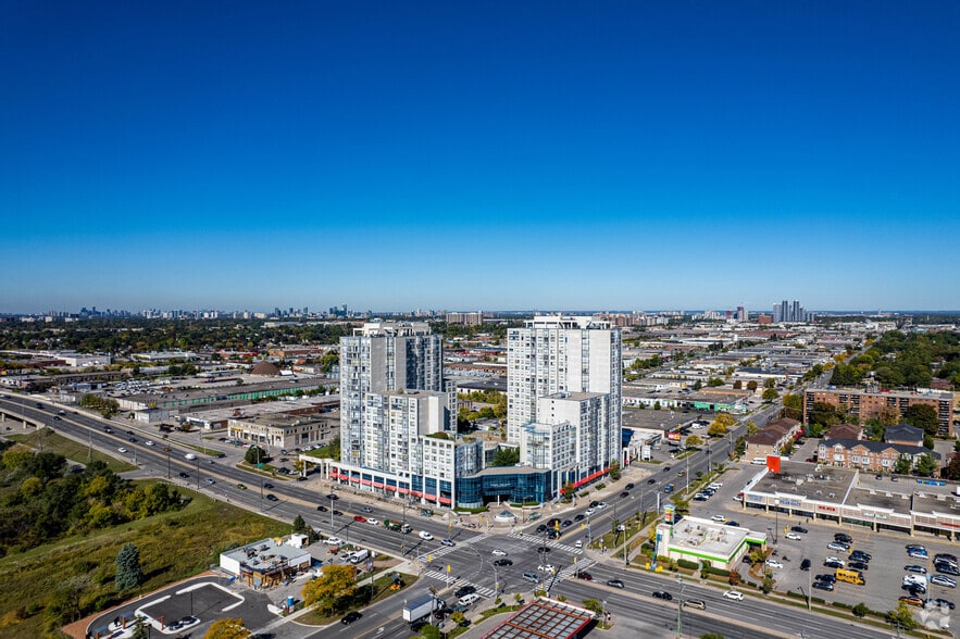 1450-1470 Midland Ave, Toronto, ON à louer - Aérien – Image 3 sur 6