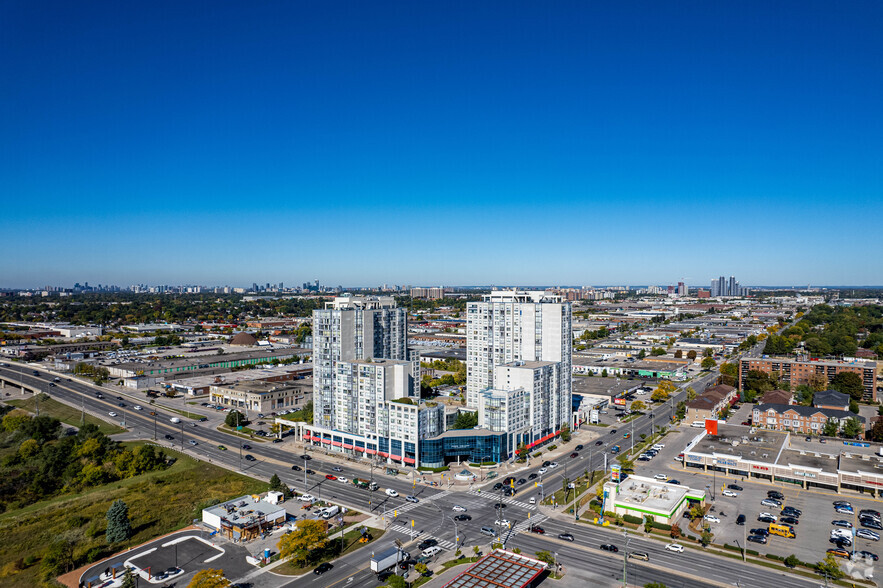 1450-1470 Midland Ave, Toronto, ON à louer - Aérien – Image 3 sur 6