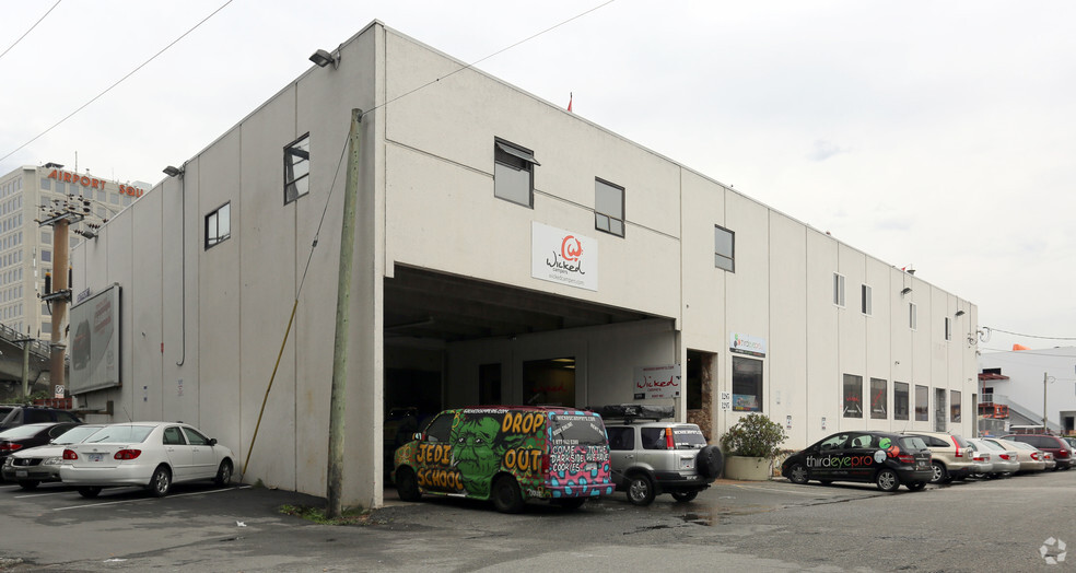1275 W 75th Ave, Vancouver, BC à louer - Photo principale – Image 1 sur 2