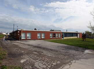Plus de détails pour 193-195 Bartley Dr, Toronto, ON - Industriel/Logistique à vendre