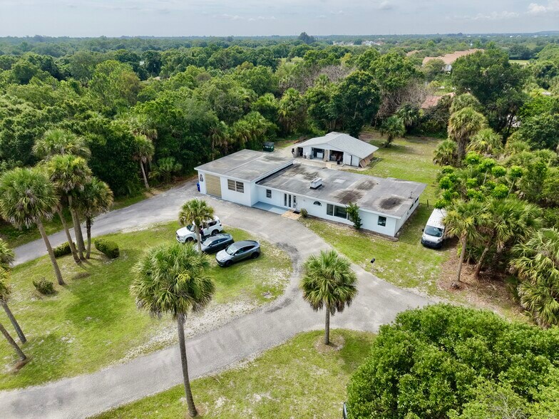 7775 20th St, Vero Beach, FL à vendre - Photo de l’immeuble – Image 3 sur 6