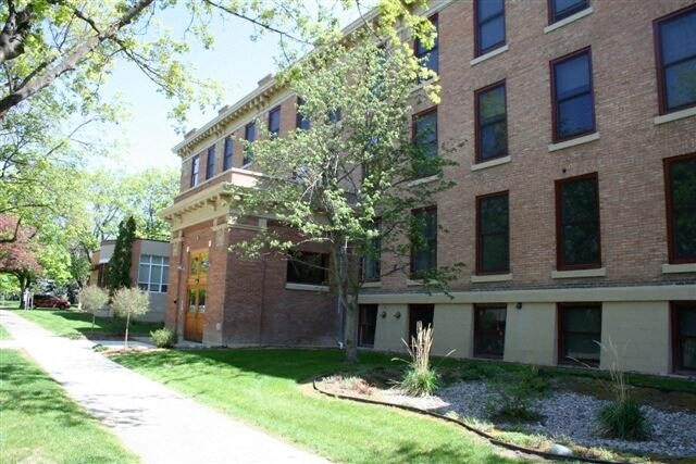 723 5th Ave E, Kalispell, MT à vendre - Photo de l’immeuble – Image 2 sur 24