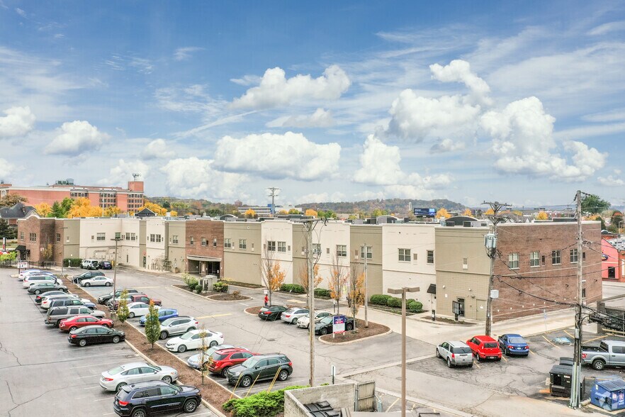 1200 Brown St, Dayton, OH à louer - Photo de l’immeuble – Image 3 sur 4