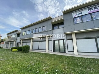 Plus de détails pour Local commercial à louer