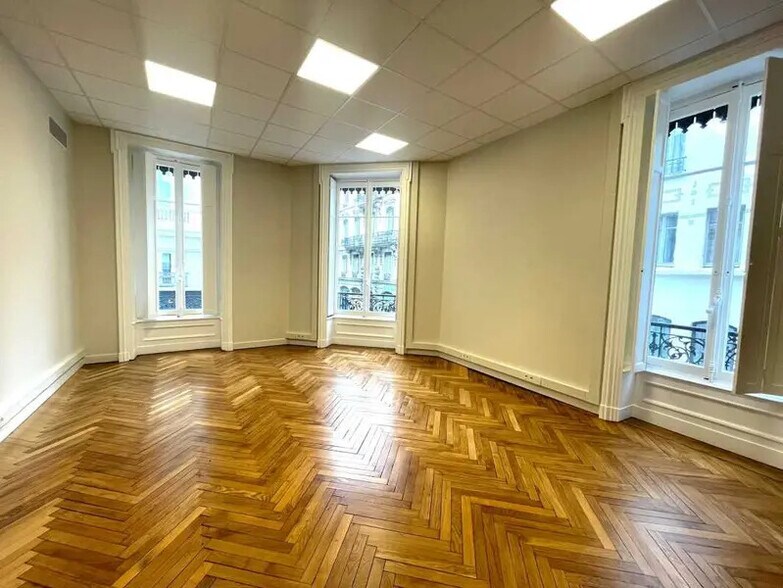 Bureau dans Lyon à louer - Photo intérieure – Image 1 sur 11