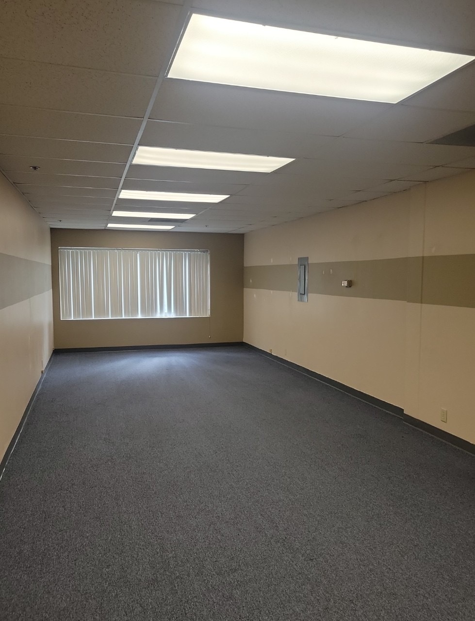 3815 Mission Ave, Oceanside, CA à louer Photo de l’immeuble– Image 1 sur 5