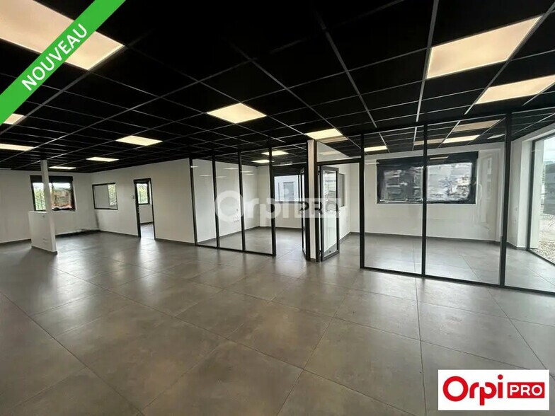 Bureau dans Portes-lès-Valence à louer - Photo de l’immeuble – Image 1 sur 4