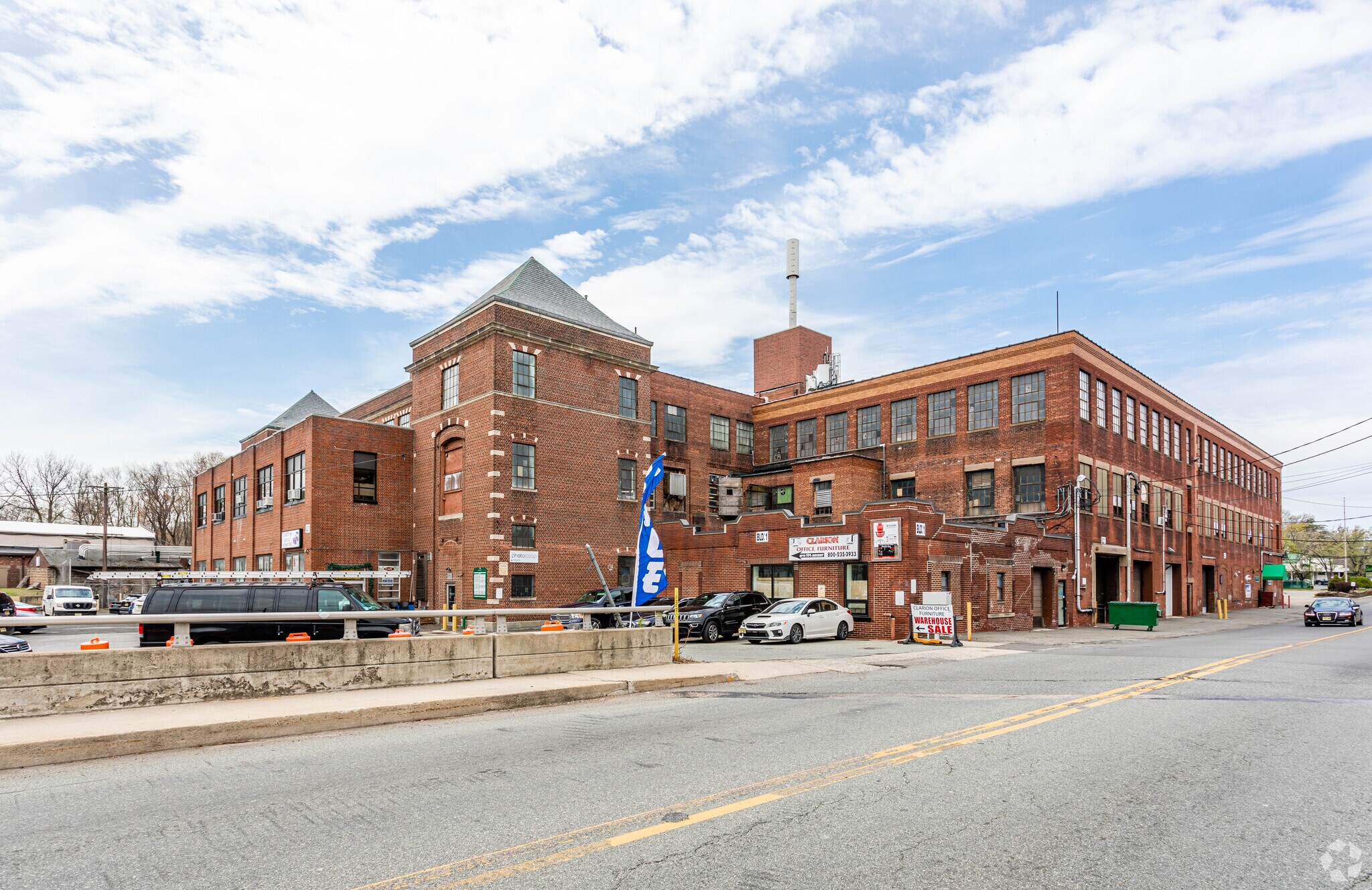 101 E Main St, Little Falls, NJ à louer Photo principale– Image 1 sur 6