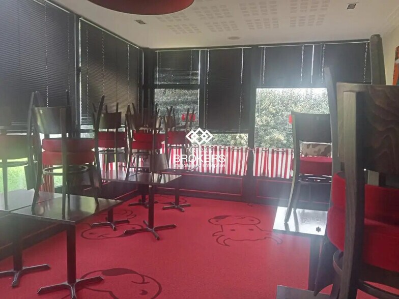 Local commercial dans Ibos à vendre - Photo intérieure – Image 2 sur 6