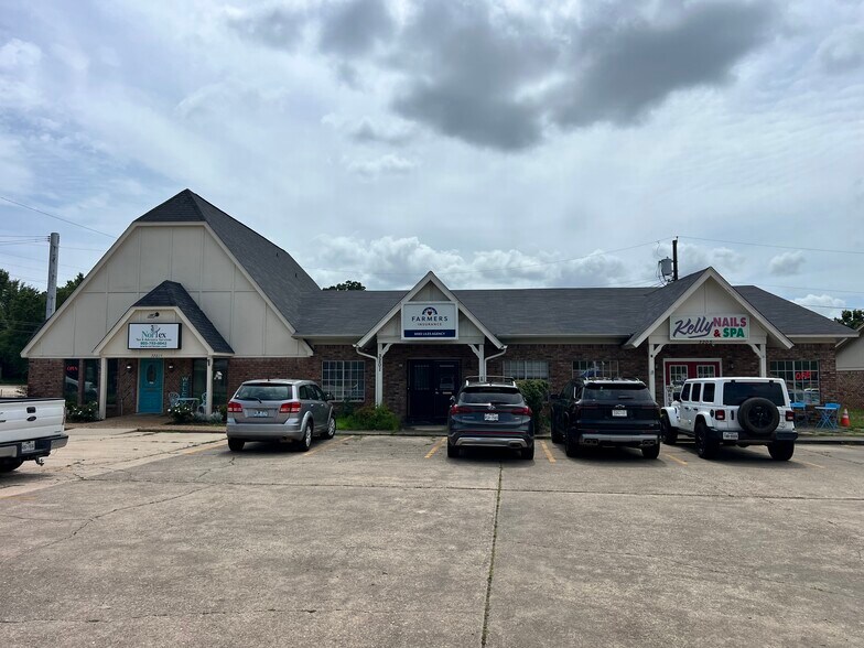 3201 Richmond Rd, Texarkana, TX à louer - Photo principale – Image 1 sur 3