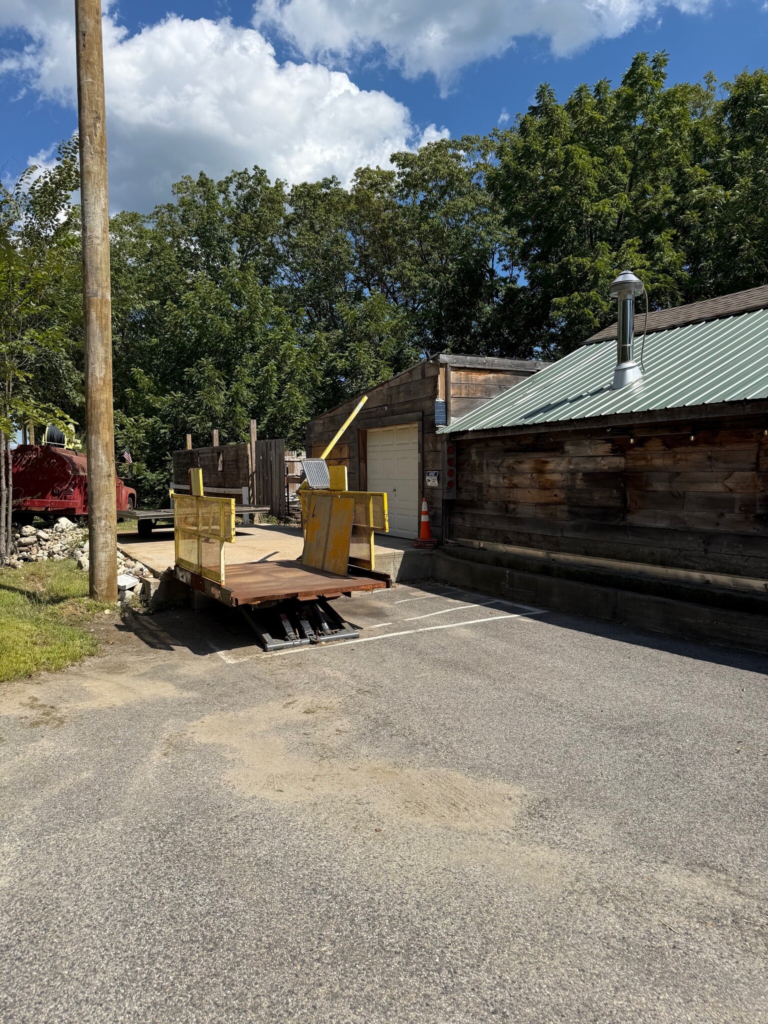 523 Calef Hwy, Epping, NH à louer Photo de l’immeuble– Image 1 sur 3