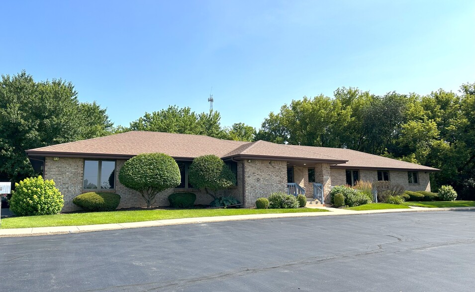 7550 Rote Rd, Rockford, IL à vendre - Photo principale – Image 1 sur 9