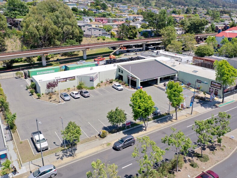 11820 San Pablo Ave, El Cerrito, CA à vendre - Photo de l’immeuble – Image 3 sur 7