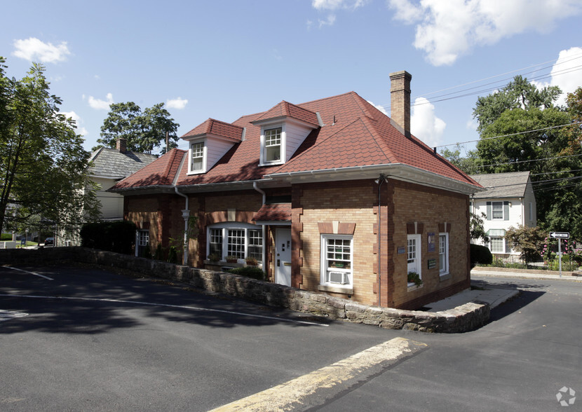 118 Wood St, Doylestown, PA à louer - Photo principale – Image 1 sur 6