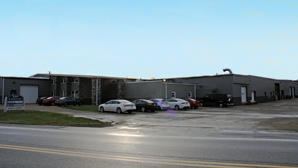 930 Lafayette Rd, Medina, OH à louer - Photo de l’immeuble – Image 2 sur 8