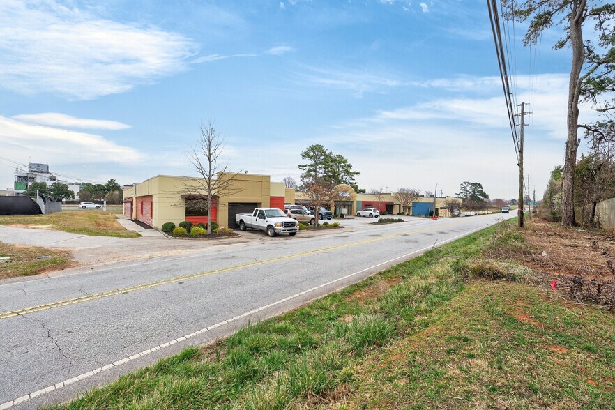 325 New Neely Ferry Rd, Mauldin, SC à vendre - Photo de l’immeuble – Image 3 sur 14