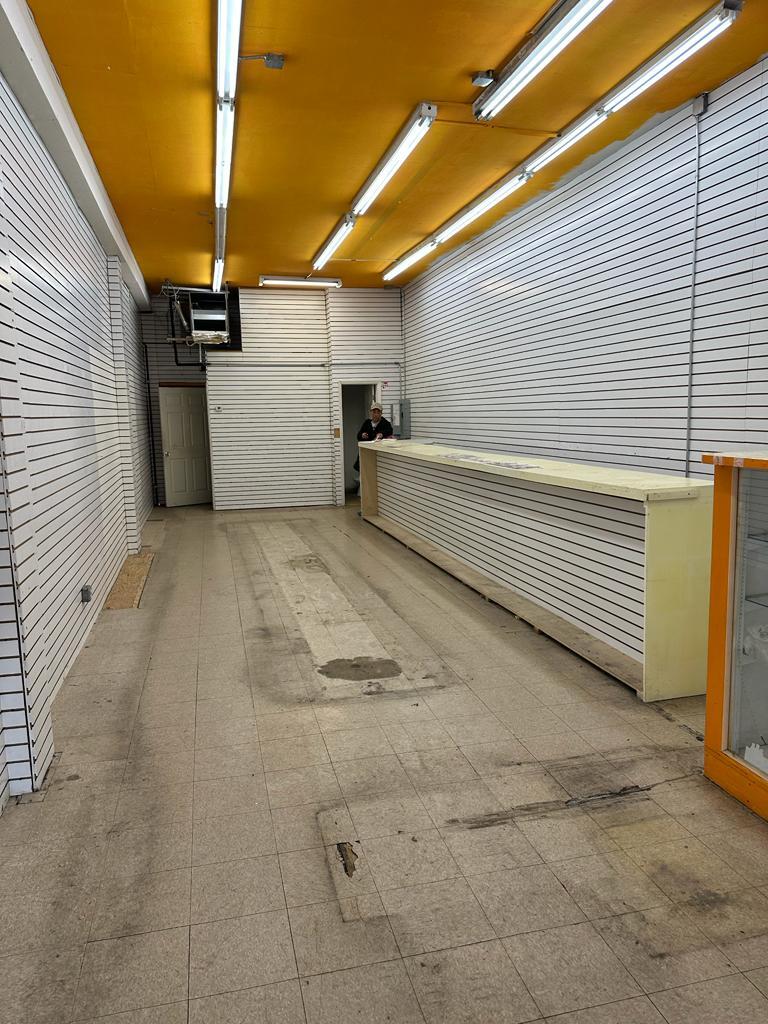 9406-9418 Church Ave, Brooklyn, NY à louer Photo intérieure– Image 1 sur 2