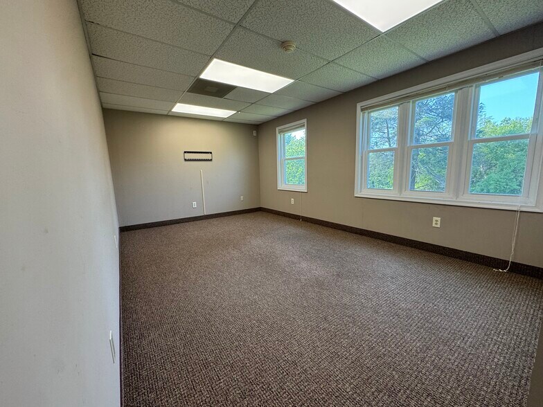 8 Bartles Corner Rd 5, Flemington, NJ à vendre - Photo intérieure – Image 3 sur 5