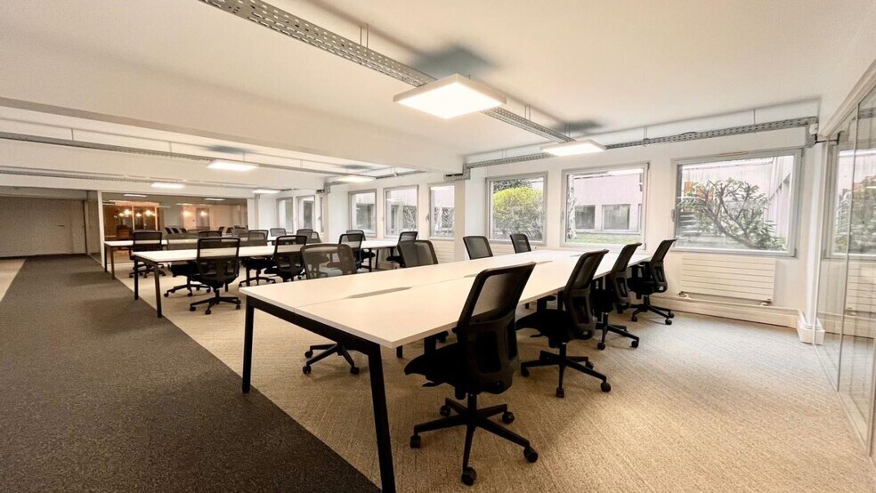 32 Boulevard De Picpus, Paris à louer - Photo de l’immeuble – Image 3 sur 13