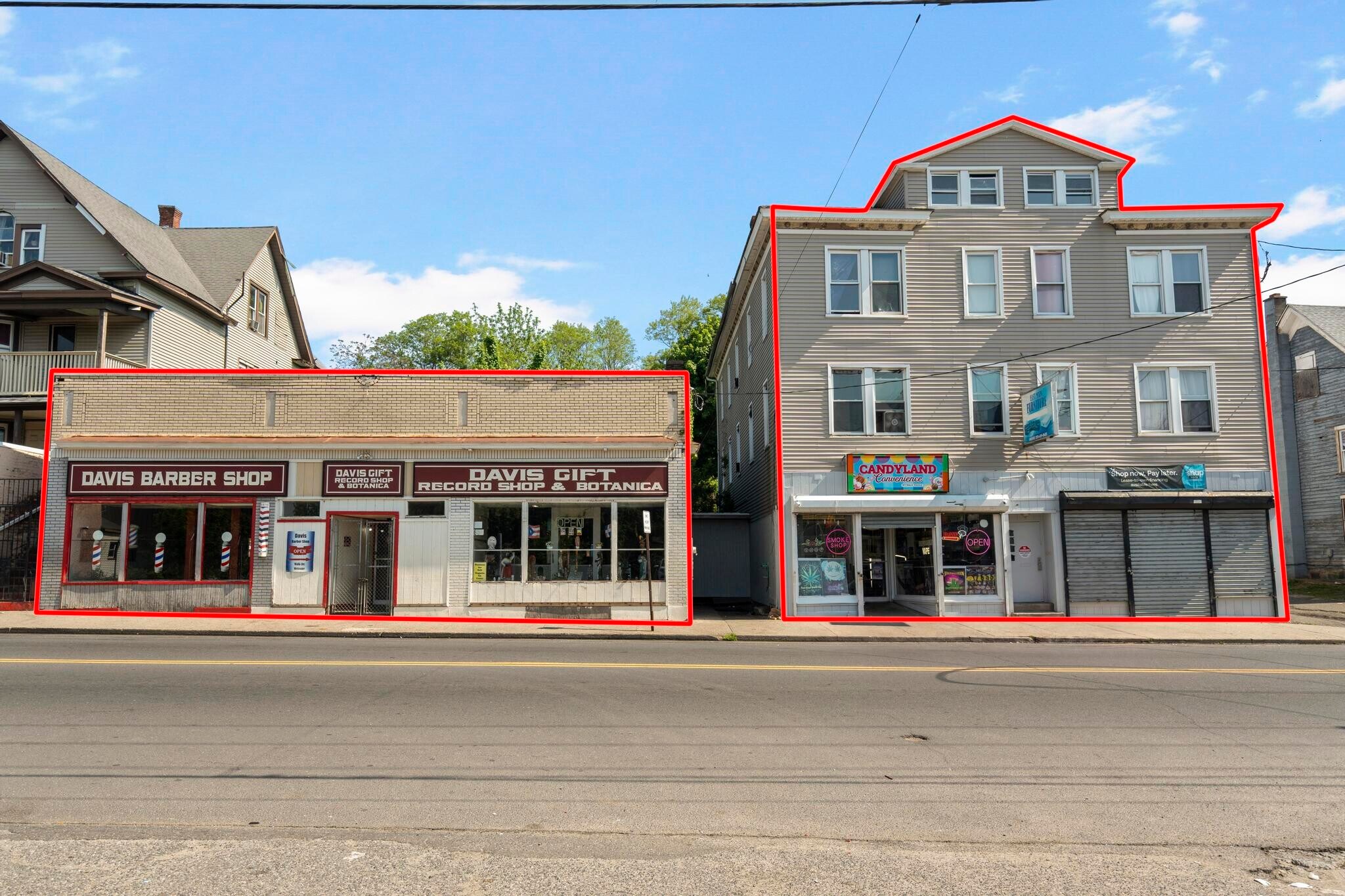8 Units | Cash Flow, Close to Downtown portefeuille de 2 biens à vendre sur LoopNet.fr Photo de l’immeuble– Image 1 sur 11