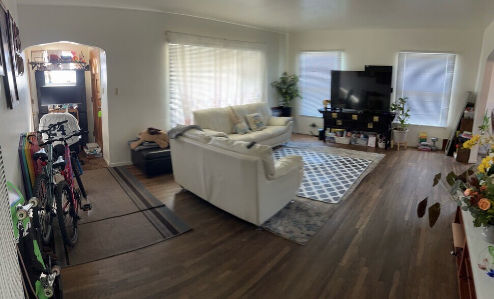 422 & 422 1/2 E Grand Ave, Arroyo Grande, CA à vendre - Photo de l’immeuble – Image 3 sur 9